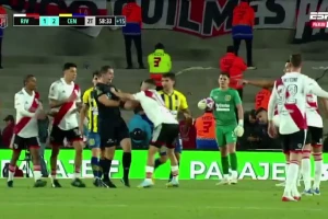 U ispraćaju legende Galjarda, umalo tuča između igrača i sudije!